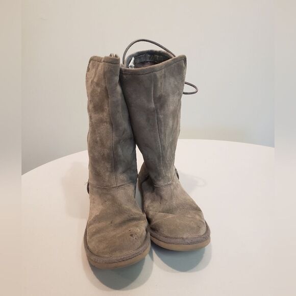 UGG Boots Size 6 - Picture 4 of 7